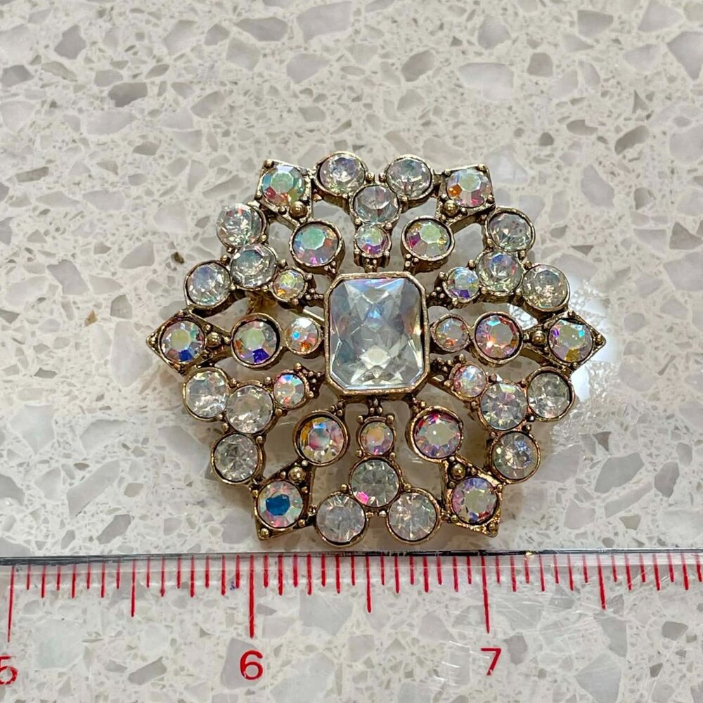 VINTAGE Stamped Liz Claiborne Aurora Borealis Rhinestone Brooch Vintage  2”